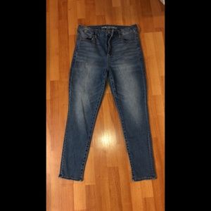 HIGH RISE AMERICAN EAGLE CURVY FIT SZ: 14
